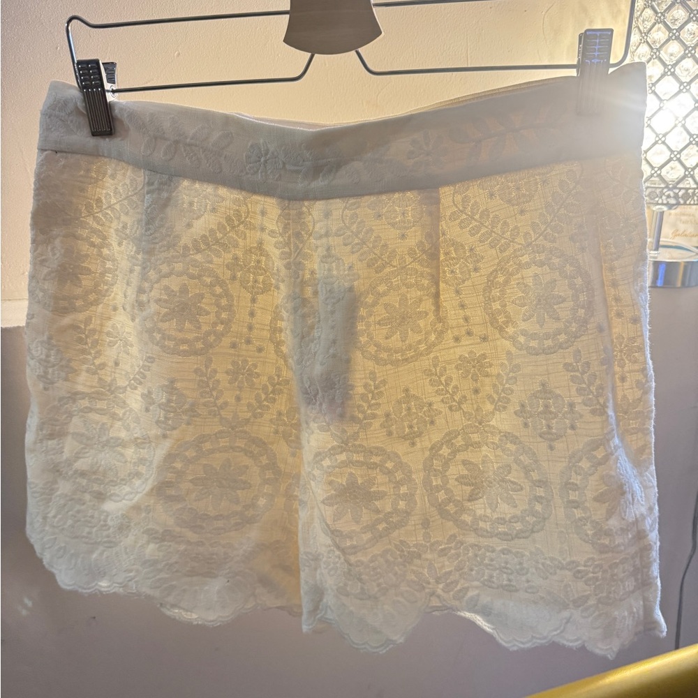 Zara White Lace Shorts